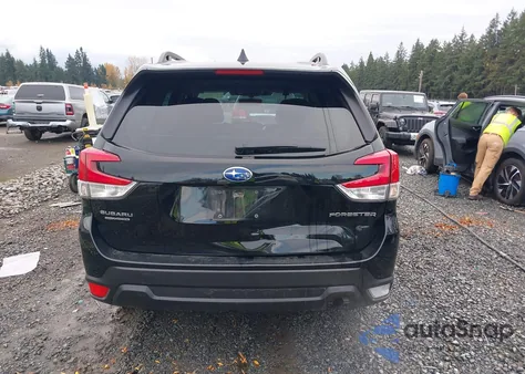 2023 Subaru Forester Premium из США, поврежденный, VIN JF2SKADC6PH531858